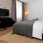 Boutique Kastel Ismaeli 4*