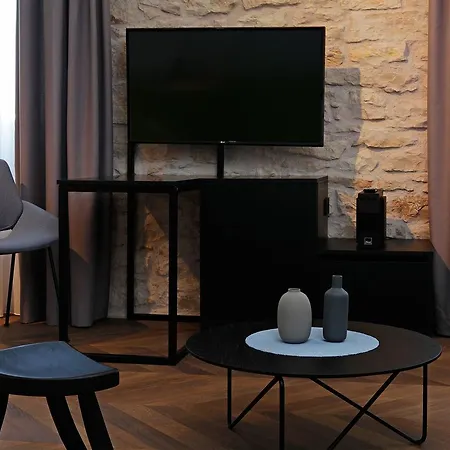 Boutique Kastel Ismaeli